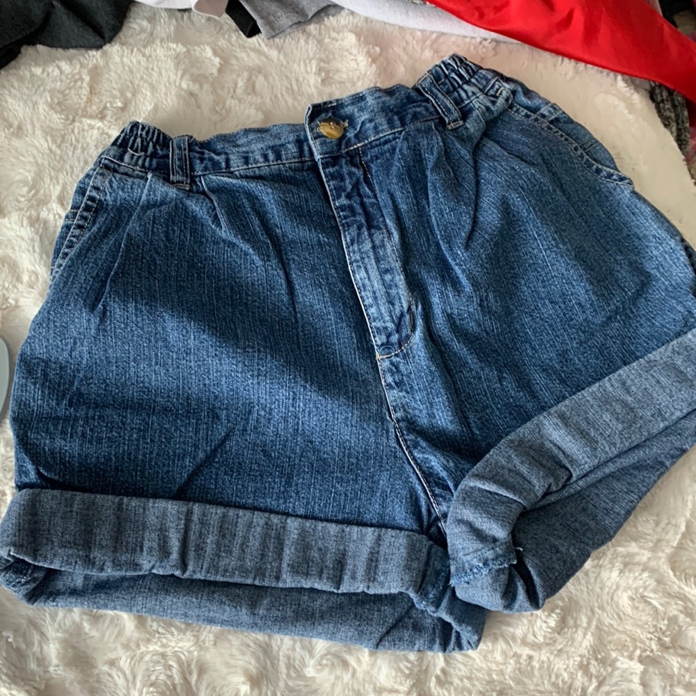 adjustable waist and length mom blue jean shorts